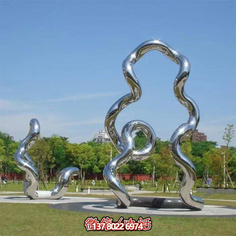 大型不銹鋼異形擺件，為公園綠地增色