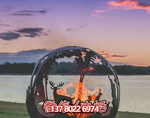 海邊創(chuàng )意不銹鋼鏤空梅花鹿雕塑球 海邊創(chuàng )意不銹鋼鏤空梅花鹿雕塑球