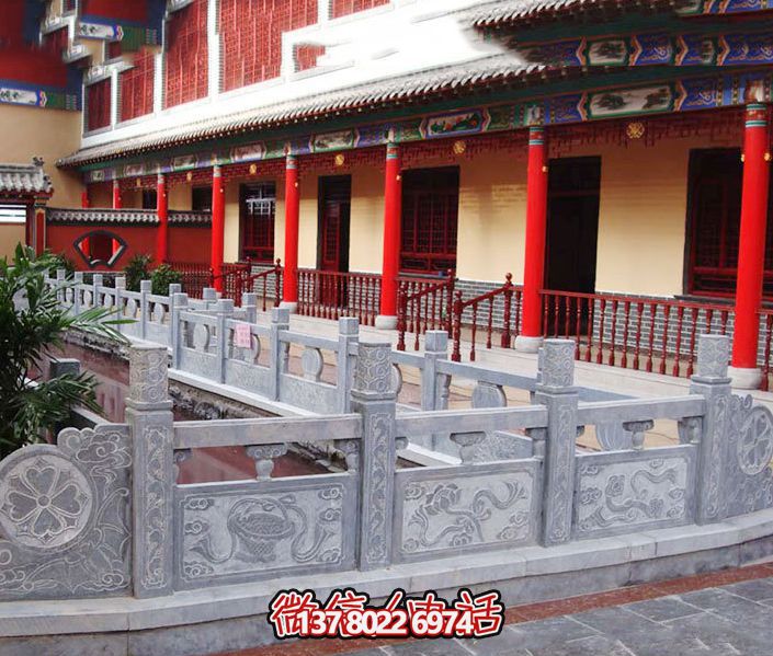 游覽大理，感受古老石欄桿的魅力