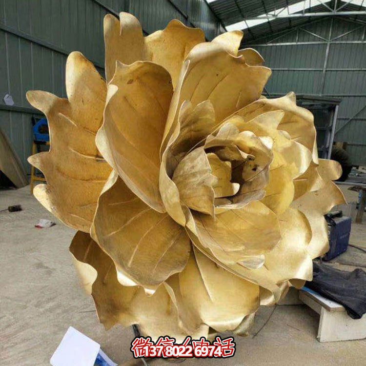 不銹鋼蓮花擺件，彩繪噴漆外觀(guān)
