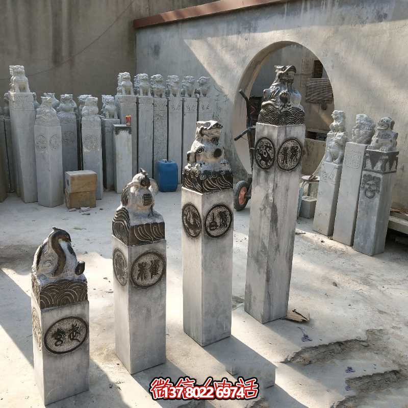 四神馬柱拴，融匯大理石精致雕塑，為園林景觀(guān)裝點(diǎn)增添濃濃韻味