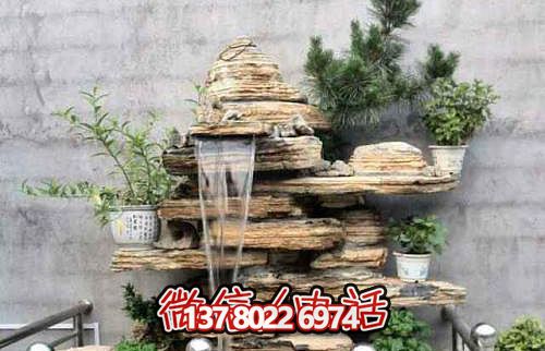 精致小型庭院，石假山流水雕塑擺放