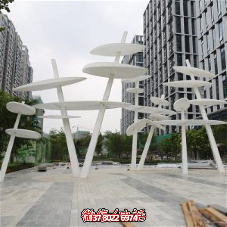 不銹鋼大型樹(shù)葉雕塑，為你的戶(hù)外景觀(guān)創(chuàng  )造獨特的創(chuàng  )意