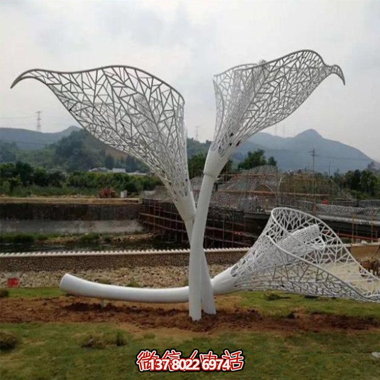 大型不銹鋼抽象創(chuàng  )意戶(hù)外園林植物擺件