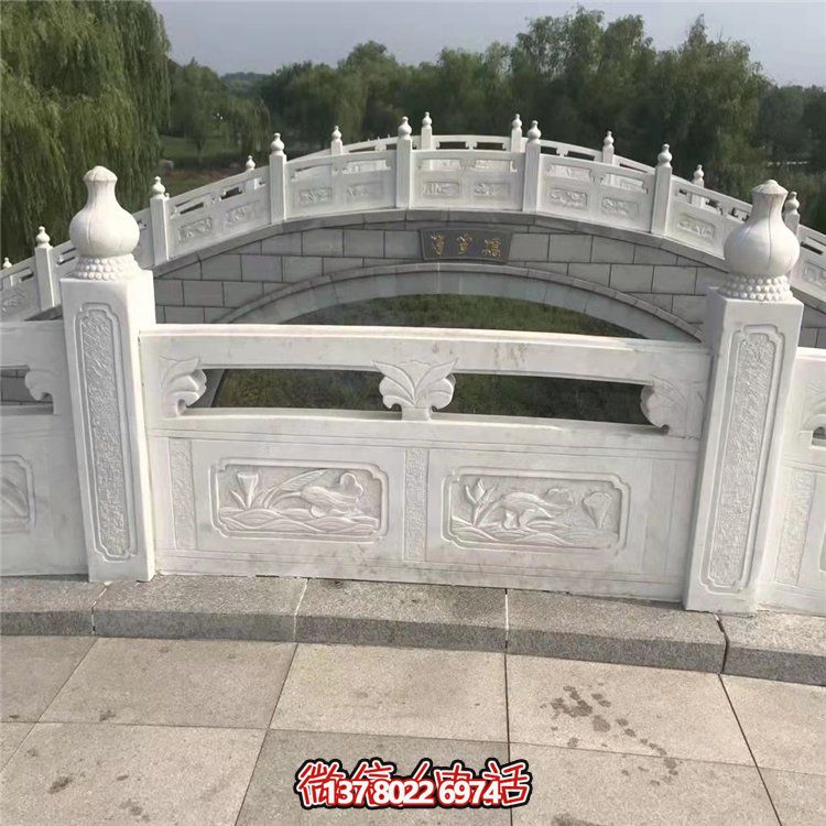 創(chuàng  )意大理石欄桿石雕景觀(guān)雕塑