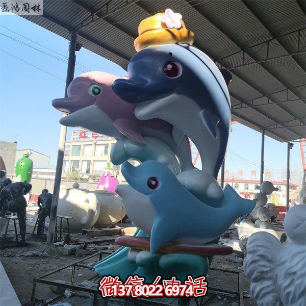 創(chuàng  )意玻璃鋼園林擺放動(dòng)物公仔雕塑