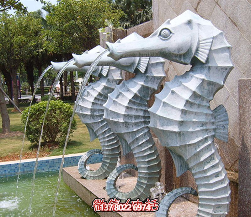 青石石雕海馬雕塑，在公園里擺放只噴水創(chuàng  )意裝置