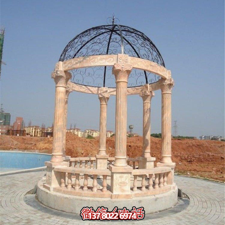 美麗而典雅的歐式大理石雕塑涼亭，為觀(guān)賞晚霞景觀(guān)而設計