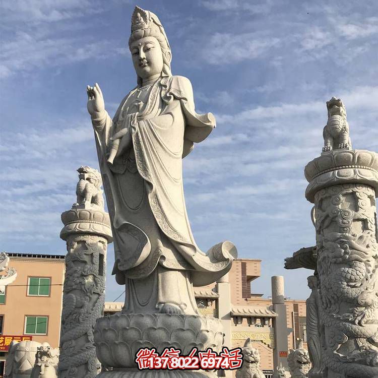 滴水觀(guān)音大型雕塑，欣賞美麗的戶(hù)外景點(diǎn)