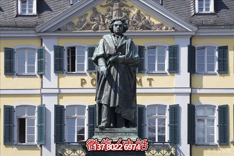 古典主義時(shí)期著(zhù)名作曲家貝多芬玻璃鋼雕塑 古典主義時(shí)期著(zhù)名作曲家貝多芬玻璃鋼雕塑