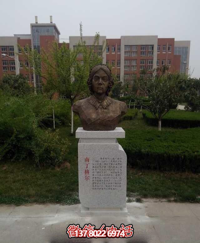 南丁格爾玻璃鋼雕塑——讓校園更著(zhù)名的護理人物
