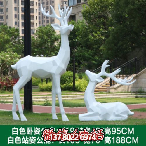 玻璃鋼雕塑裝置，點(diǎn)綴小區園林景觀(guān)