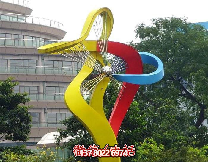 美輪美奐的不銹鋼彩虹舞景觀(guān)雕塑，點(diǎn)綴小區環(huán)境