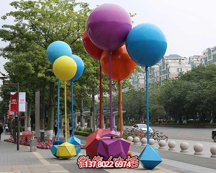 玻璃鋼制彩色氣球游樂(lè )場(chǎng)擺件