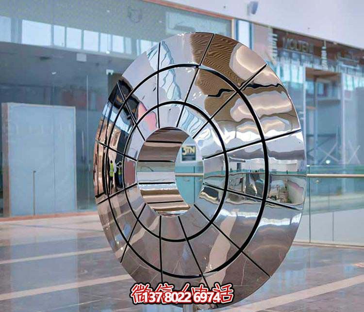 不銹鋼雕塑傘狀圓環(huán)，創(chuàng  )意裝點(diǎn)商廈鏡面