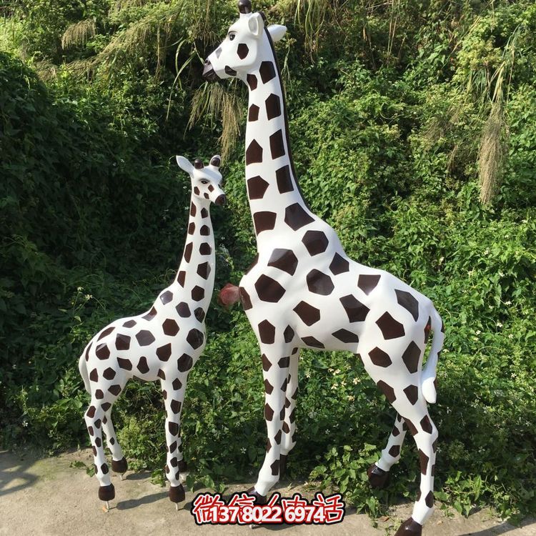 玻璃鋼制長(cháng)頸鹿擺件