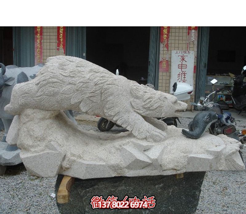 北極熊玻璃鋼雕塑，讓街道邊擺放創(chuàng  )意爬行玻璃