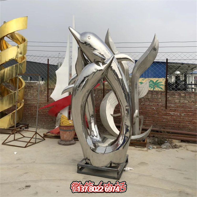 精美不銹鋼海豚雕塑，為您的戶(hù)外廣場(chǎng)增添水景鏡面美感
