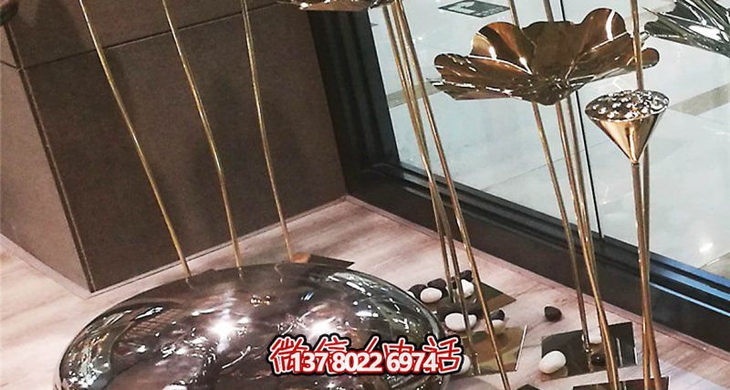 室內裝飾蓮蓬雕塑，用不銹鋼鵝卵石點(diǎn)綴