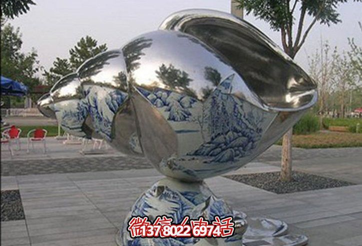 不銹鋼海螺雕塑——為廣場(chǎng)增添創(chuàng  )意裝點(diǎn)