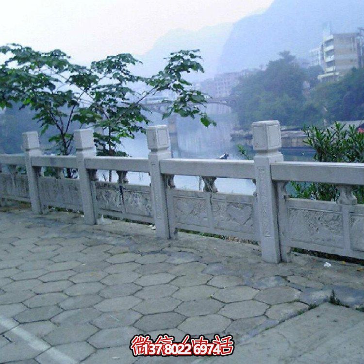 品質(zhì)精良的大理石欄桿、欄板及雕塑，締造美麗景觀(guān)