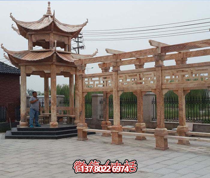 美麗的花崗巖長(cháng)廊，沐浴在精致的雕刻藝術(shù)中