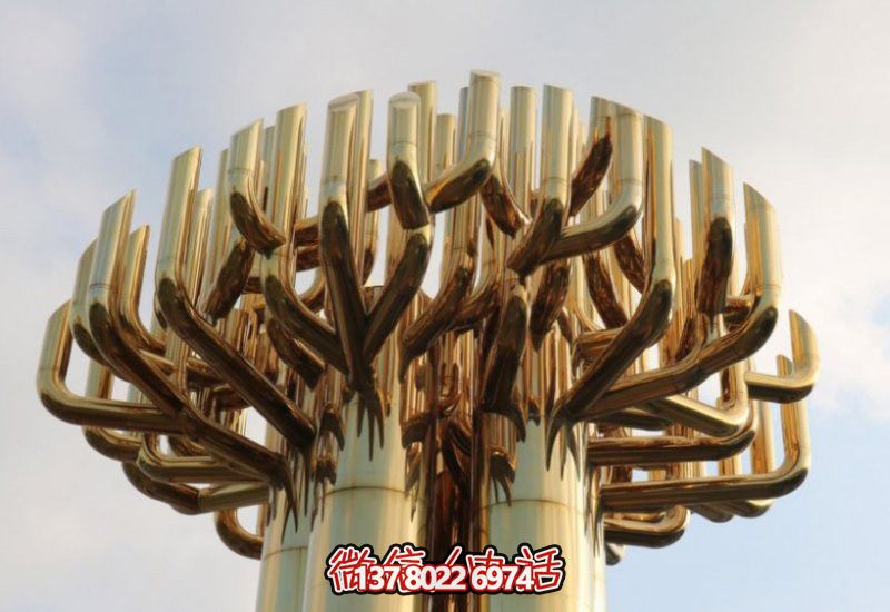 不銹鋼大樹(shù)雕塑，金色噴涂