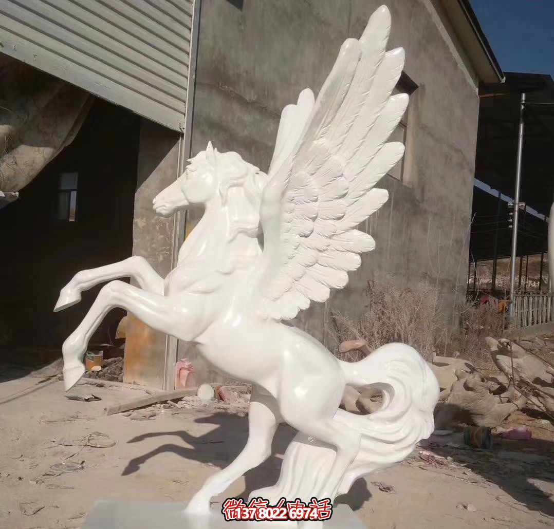 公園里的創(chuàng )意飛馬漢白玉石雕塑 公園里的創(chuàng )意飛馬漢白玉石雕塑