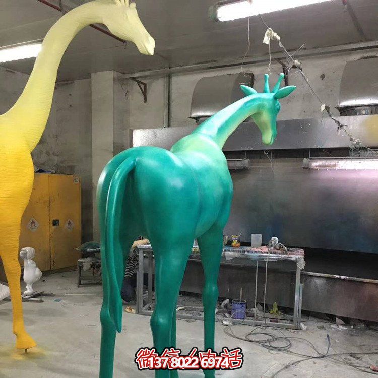 玻璃鋼制彩繪長(cháng)頸鹿擺件