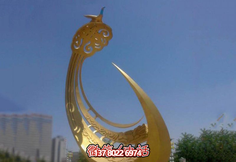 精美不銹鋼鳳凰雕塑，點(diǎn)綴戶(hù)外廣場(chǎng)