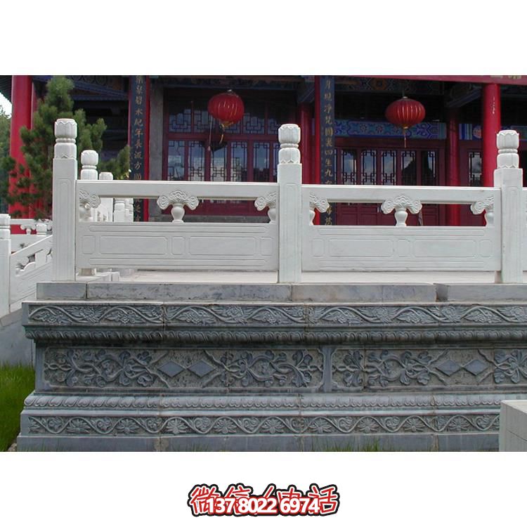 質(zhì)感卓越，自然美觀(guān)的花崗巖臺階欄桿圍欄