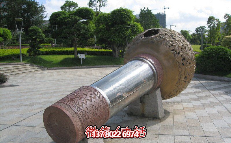 廣場(chǎng)公園創(chuàng )意不銹鋼工藝鍛造話(huà)筒雕塑 廣場(chǎng)公園創(chuàng )意不銹鋼工藝鍛造話(huà)筒雕塑