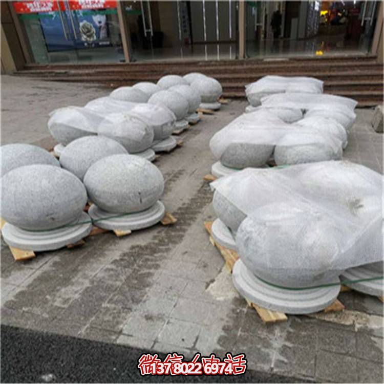 花崗巖芝麻白廣場(chǎng)道路交通擋車(chē)擋路阻車(chē)圓球、景觀(guān)石