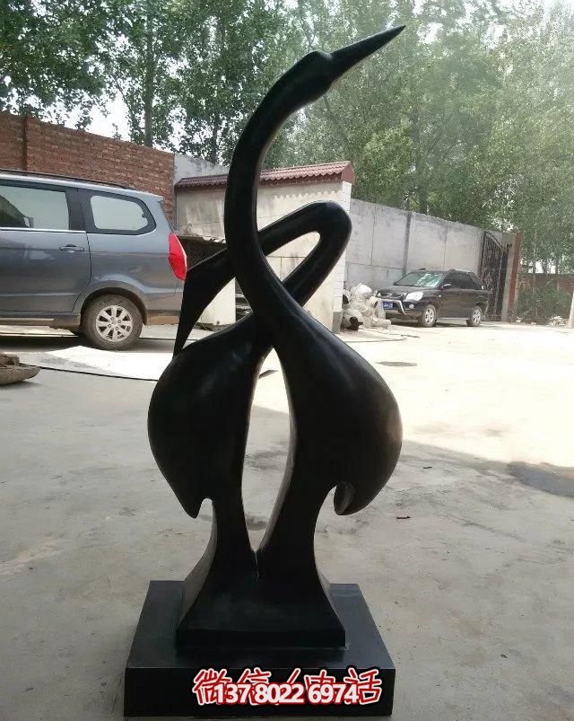工園庭院酒店創(chuàng )意抽象不銹鋼天鵝雕塑 工園庭院酒店創(chuàng )意抽象不銹鋼天鵝雕塑