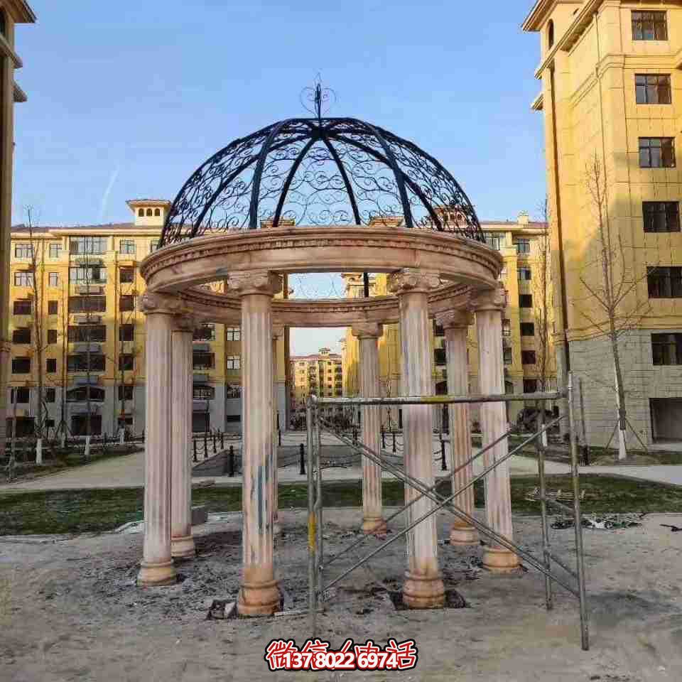 廣場(chǎng)小區裝飾擺放晚霞紅羅馬柱鐵藝鏤空歐式?jīng)鐾? title=