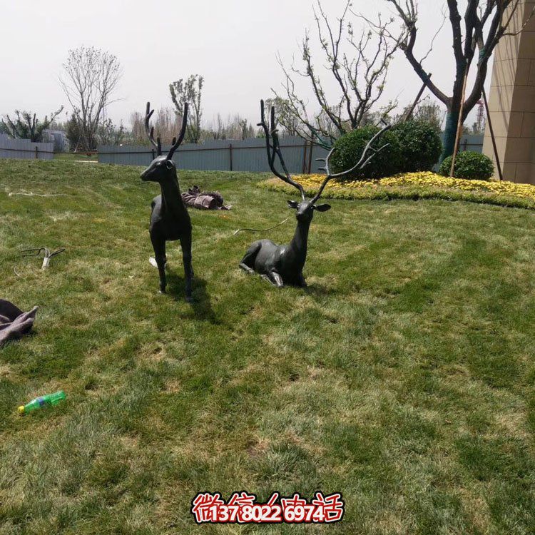 梅花鹿雕塑戶(hù)外園林梅花鹿擺件