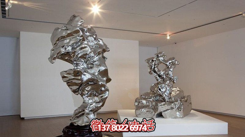 室內創(chuàng )意擺件不銹鋼鏡面抽象太湖石雕塑 室內創(chuàng )意擺件不銹鋼鏡面抽象太湖石雕塑