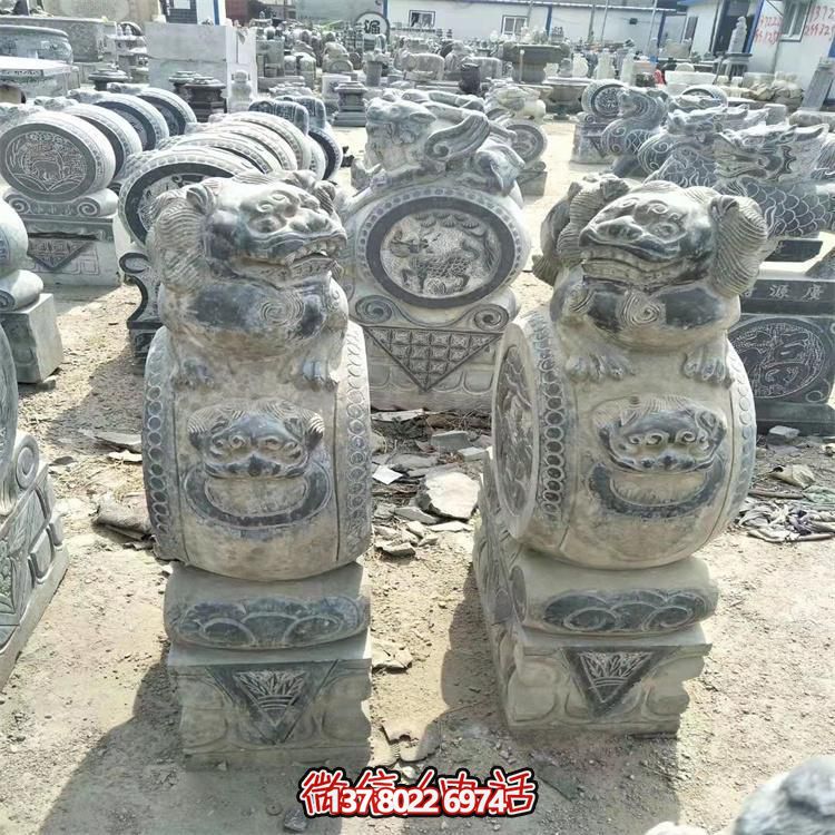仿古石雕門(mén)口一對鎮宅獅子抱鼓石