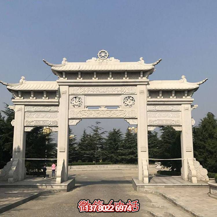 景區墓園入口擺放大理石雕刻仿古建筑三門(mén)石牌坊