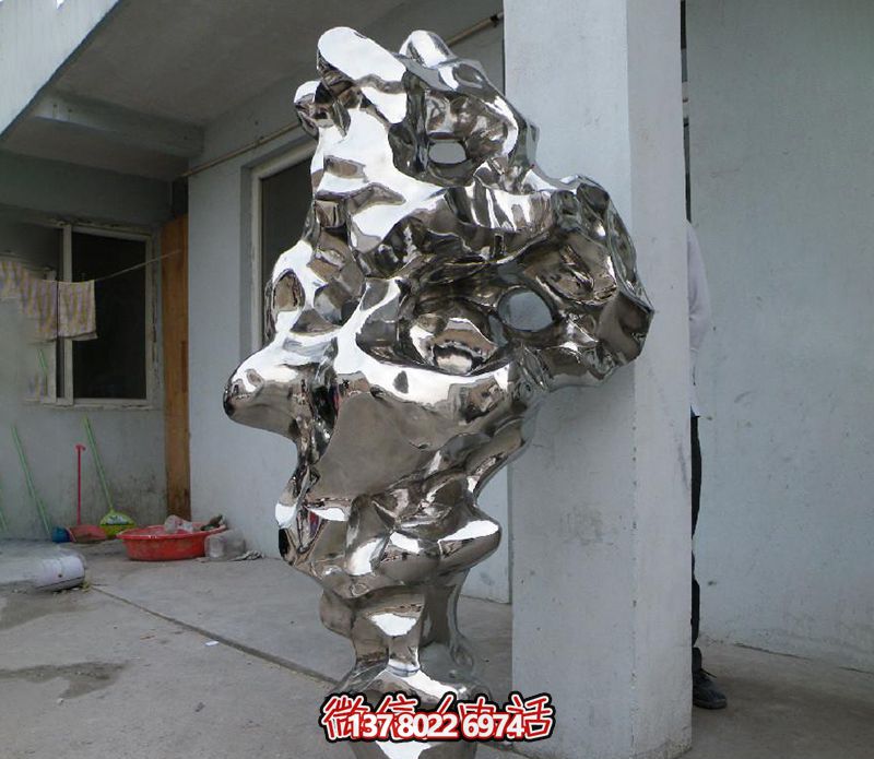 城市街道創(chuàng )意不銹鋼鏡面抽象太湖石雕塑 城市街道創(chuàng )意不銹鋼鏡面抽象太湖石雕塑